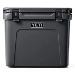 YETI ROADIE 60 CHARCOAL 23 12 YETI ROADIE 60 CHARCOAL 23 -Hiking And Camping 9 129617 roadie 60 charcoal sku 0122 cha 05