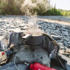 PRIMUS WINDSCREEN AND HEAT REFLECTOR SET 23 -Hiking And Camping 9 68699 721720 03