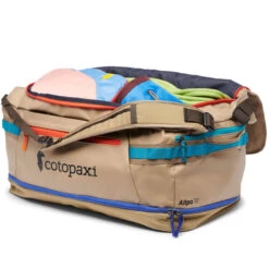COTOPAXI ALLPA DUO 70L DUFFEL BAG DESERT 23 -Hiking And Camping 9 110027 allpa duo 70l duffel bag desert ad70 des 03