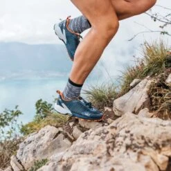 MILLET LIGHT RUSH W ORION/CORAL 23 11 MILLET LIGHT RUSH W ORION/CORAL 23 -Hiking And Camping 9 123824 light rush w orion coral mig1861 9649 05