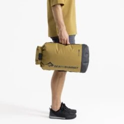 SEA TO SUMMIT SAC ETANCHE BIG RIVER 20L DULL GOLD 23 -Hiking And Camping 9 127938 ddryriver20dg 03