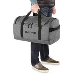 DAKINE EQ DUFFLE 50L CARBON 23 -Hiking And Camping 9 94869 10002935 cb 03